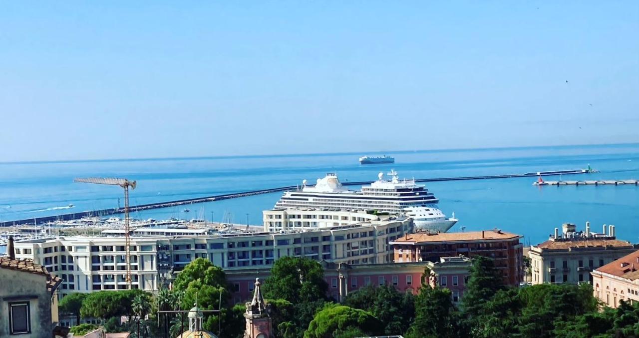 Tutta Un'Altra Vista Apartment Салерно Екстериор снимка
